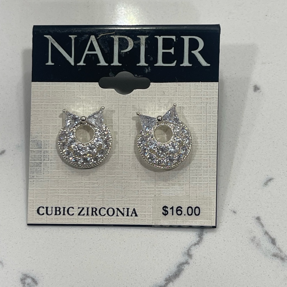 NWT Napier Earrings